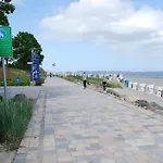 Ankerplatz Mit Meerblick, & Hansapark Nah, Kostenlosen Parken, Pool